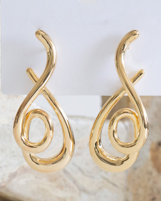 The Sculptural Fluidity Earring