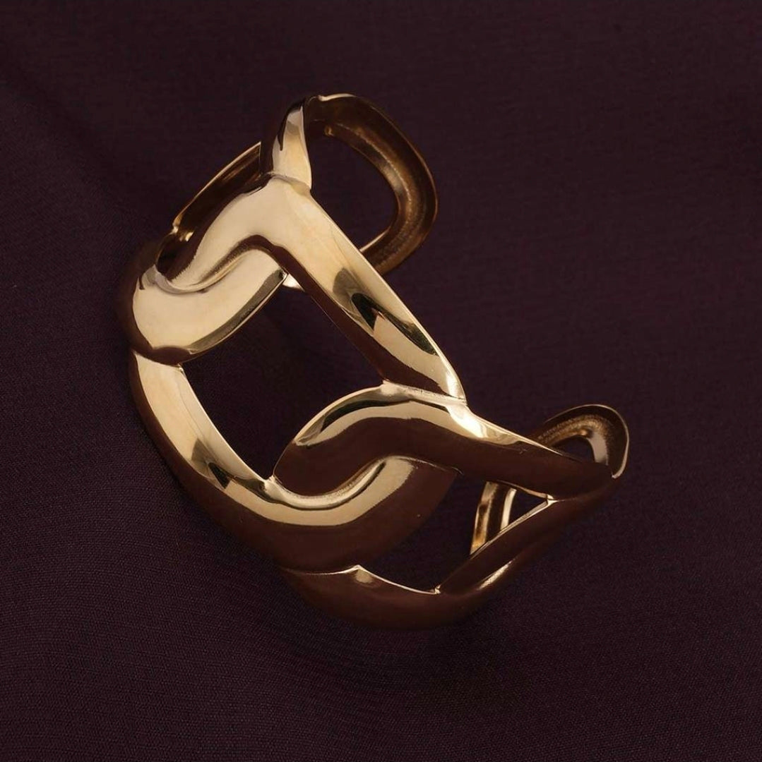 The Statement Link Cuff