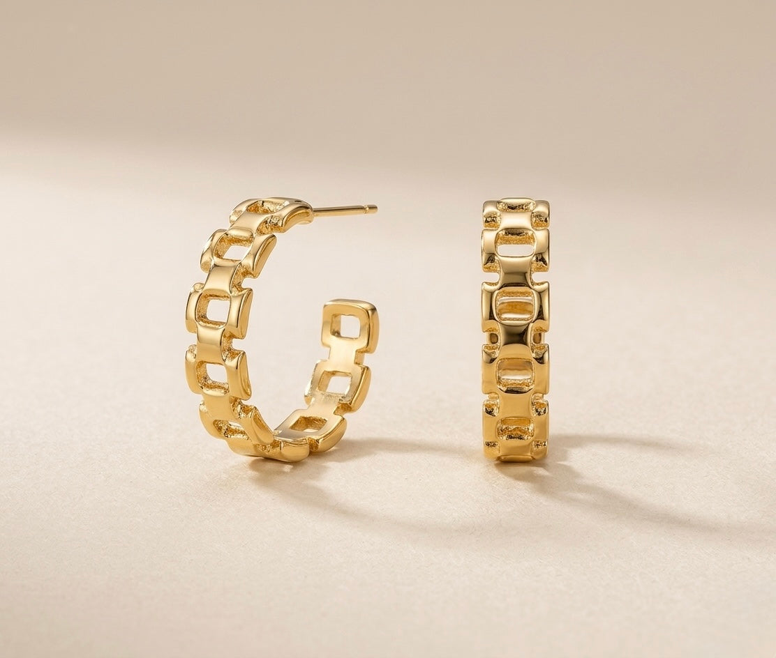 Golden Link Hoops