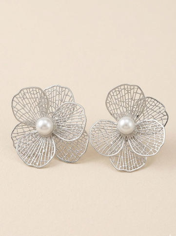 Silver Lace Floral Studs