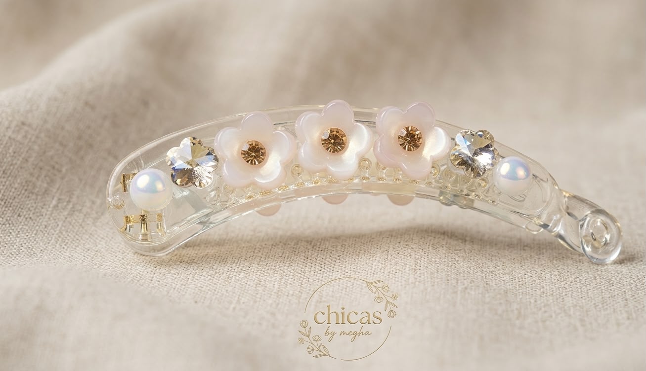 The Blossom & Pearl Petite Banana Clip