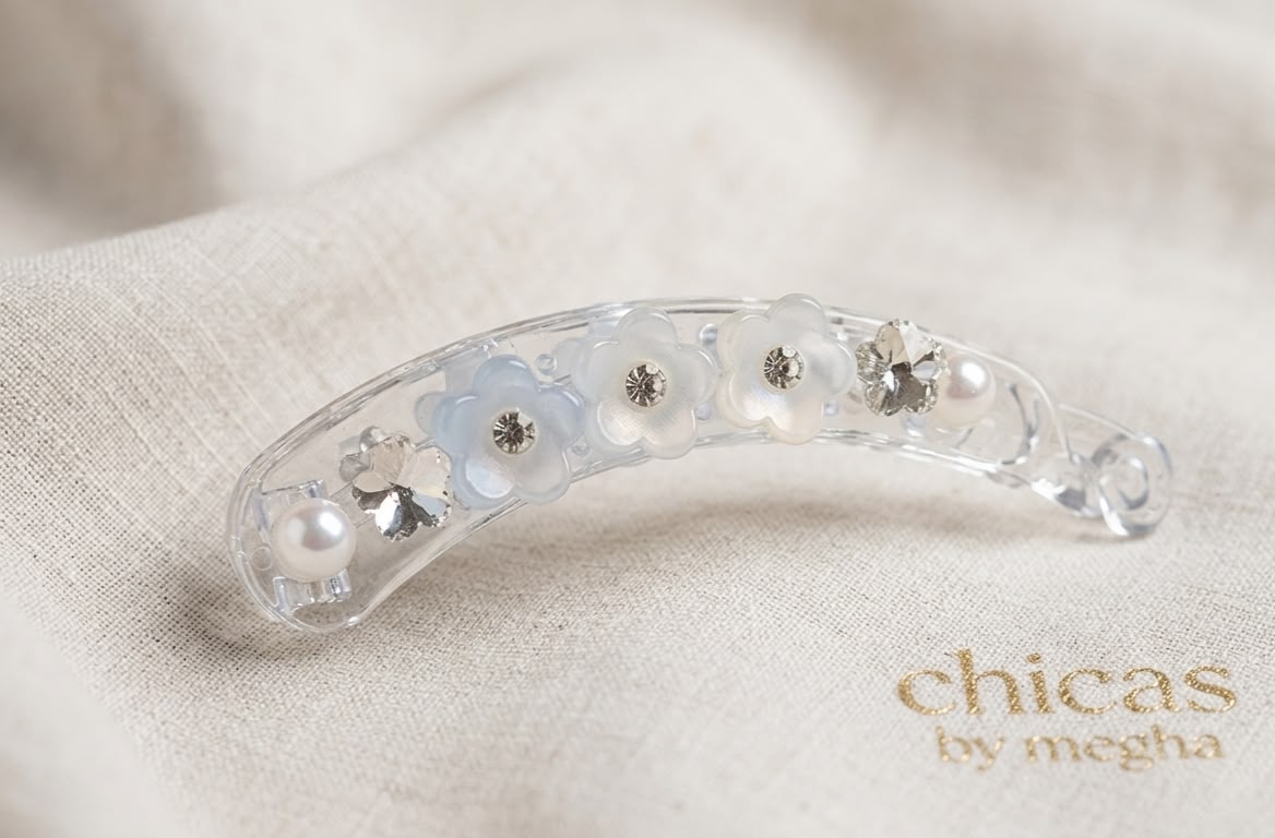 The Blossom & Pearl Petite Banana Clip