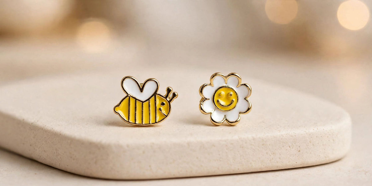 Bee & Smiley Daisy Mismatched Enamel Stud Earrings