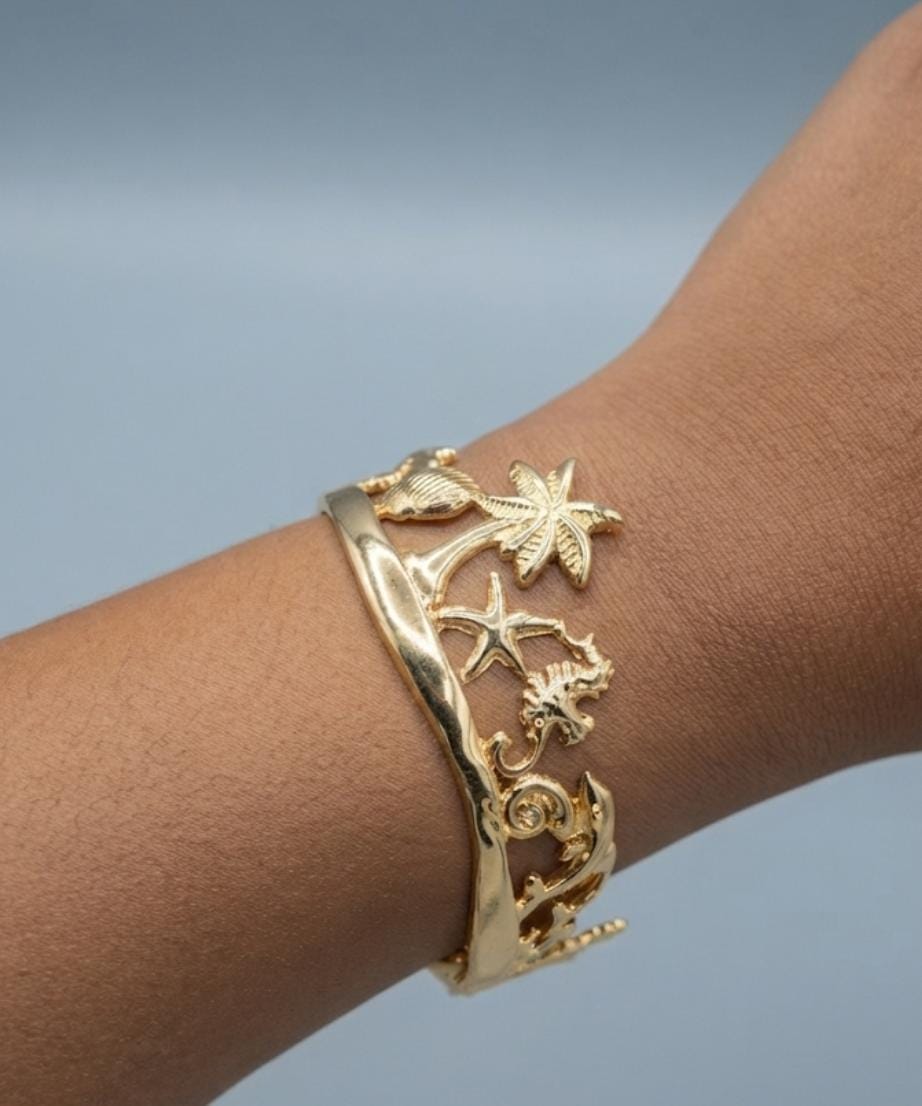 The Tropicana Wave Cuff
