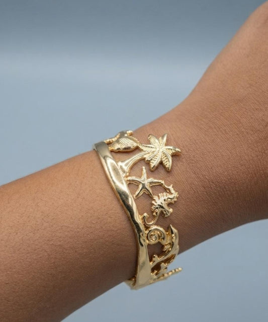 The Tropicana Wave Cuff