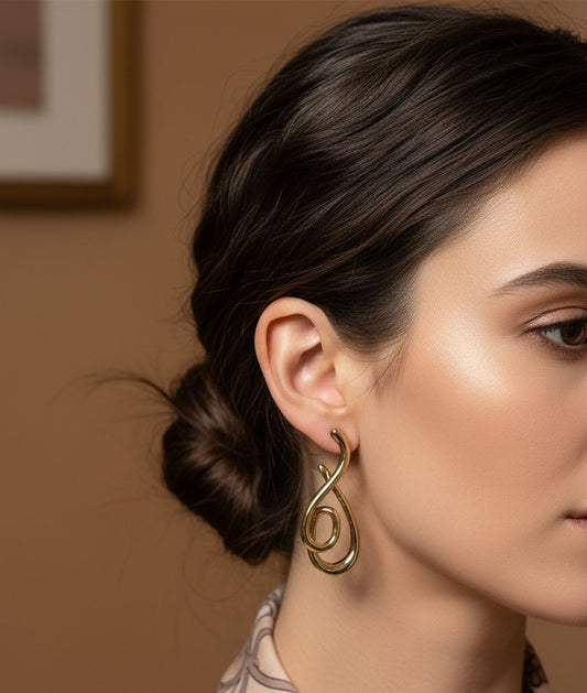 The Sculptural Fluidity Earring