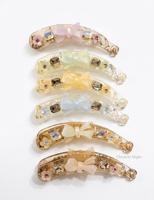 The Pearl-Glint Bow Clip