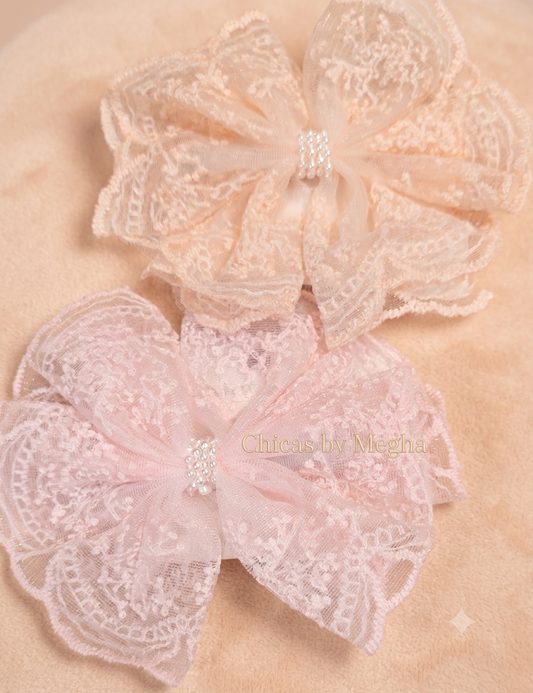 The Juliette Lace Bow Set