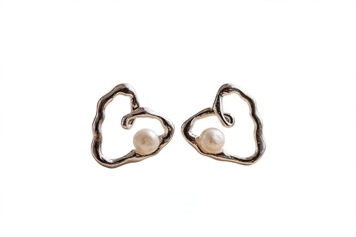 Amour Molten Heart Pearl Stud Earrings Silver