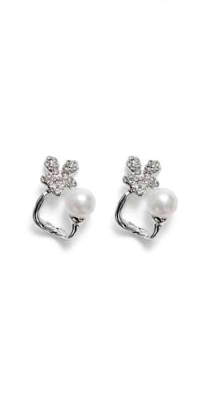 The Fleur & Pearl Open-Hoop Studs