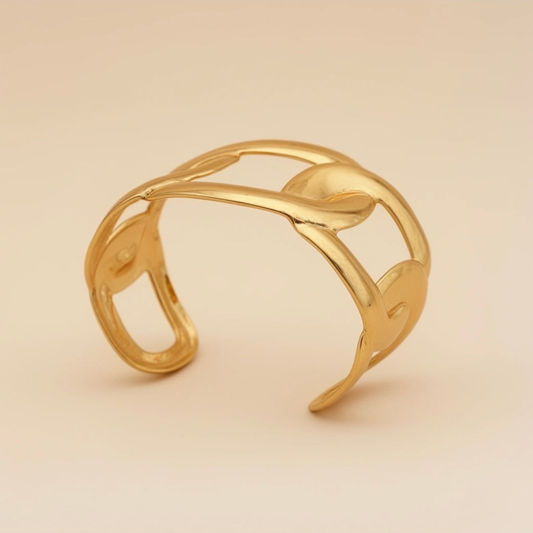 The Statement Link Cuff