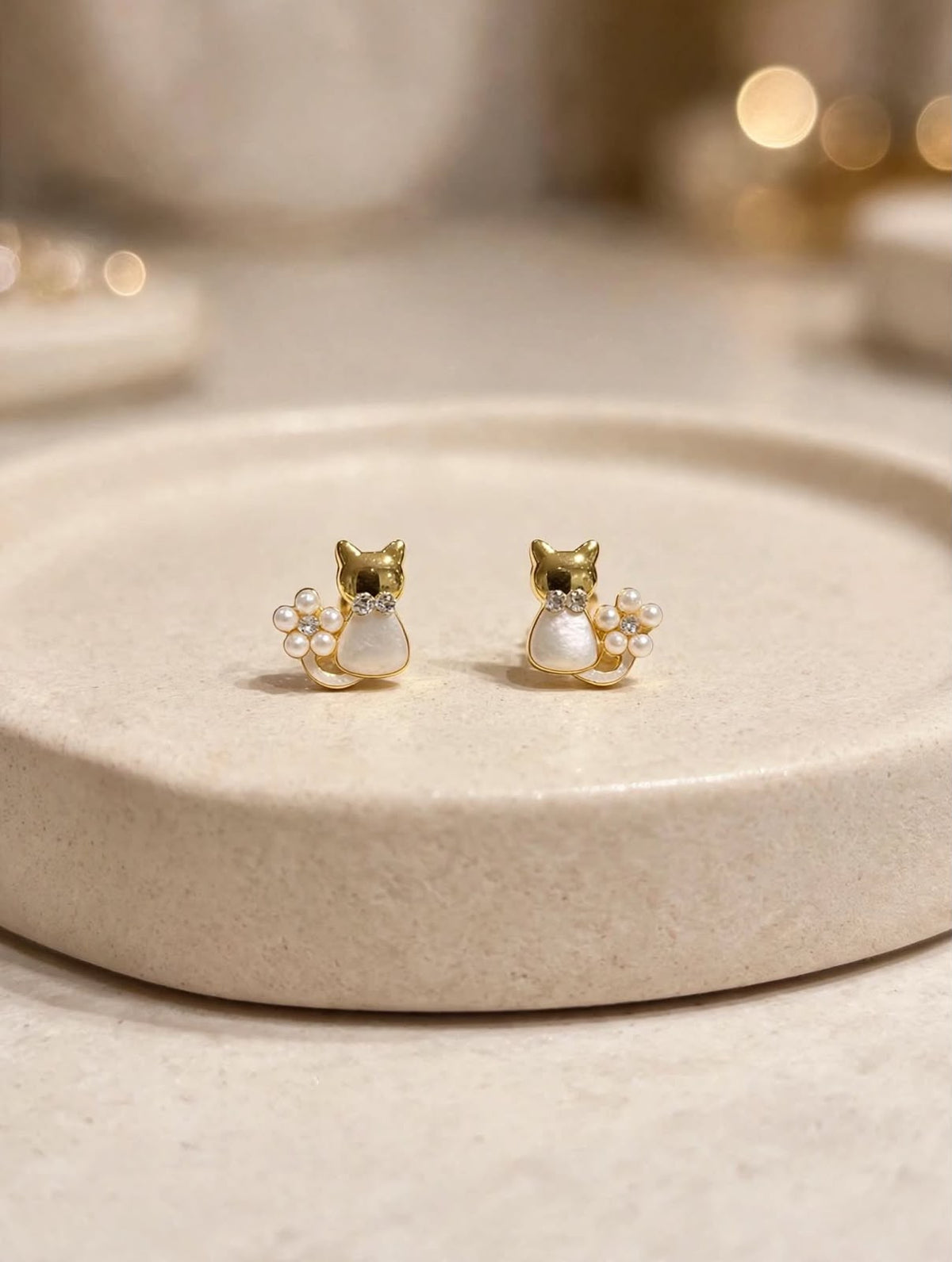Pearl Paw Kitty Stud Earrings