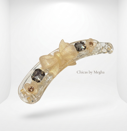 The Pearl-Glint Bow Clip